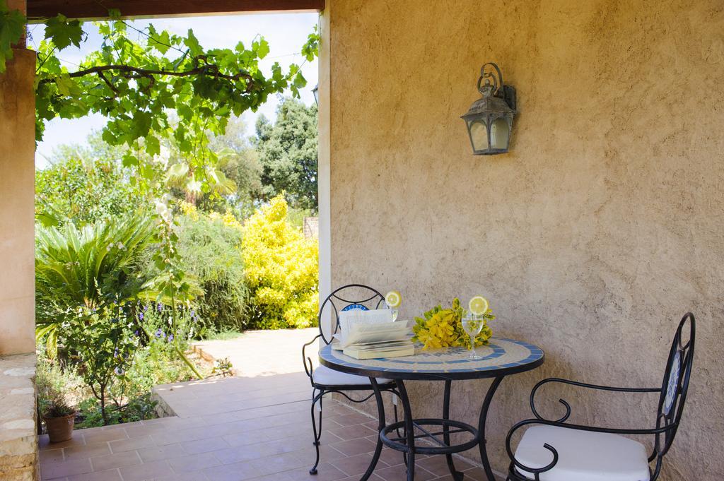 Finca Miquel Tomas Cas Concos Room photo