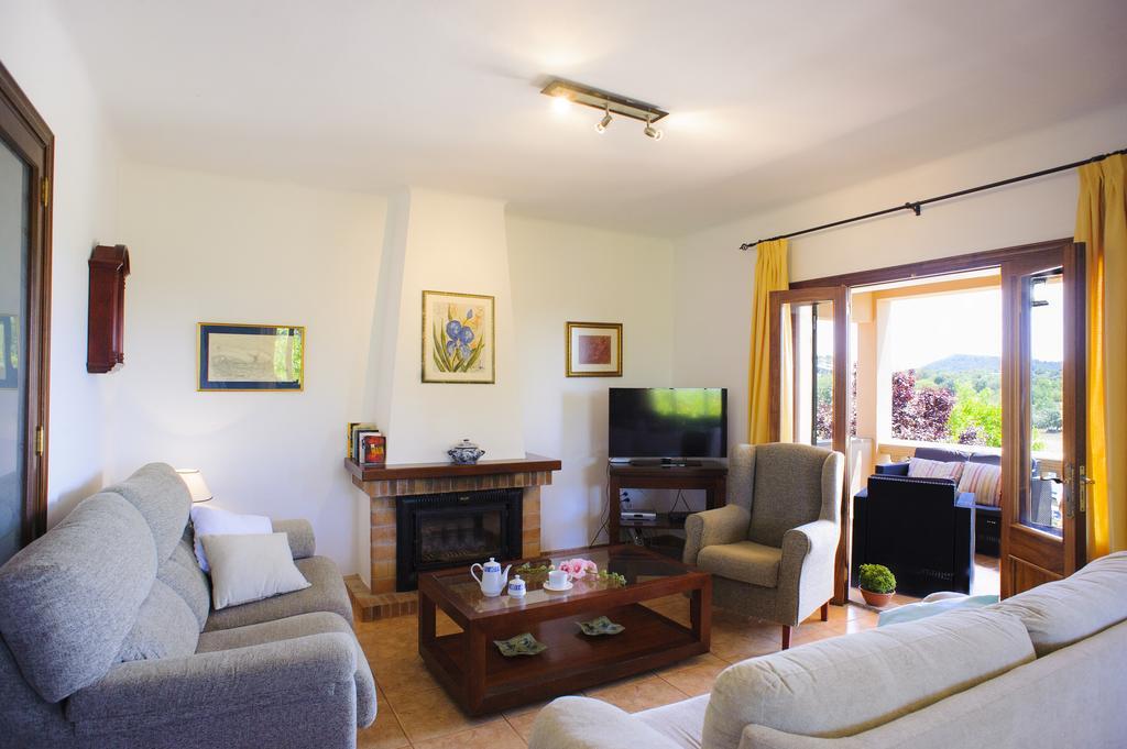 Finca Miquel Tomas Cas Concos Room photo